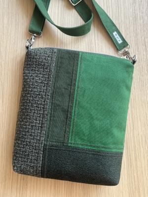 "Flickenwerk II/4" - KHAKI-GRÜN